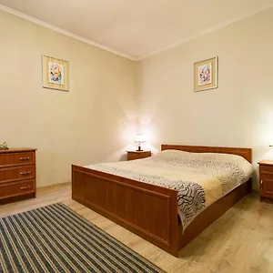 公寓 Nadezhda On Nauryzbay Batyra 37/1